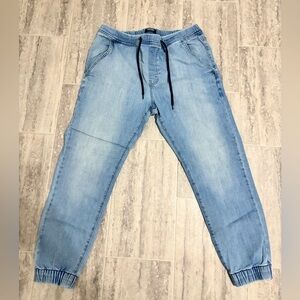 Men’s denim joggers 
Size large
Worn a few times